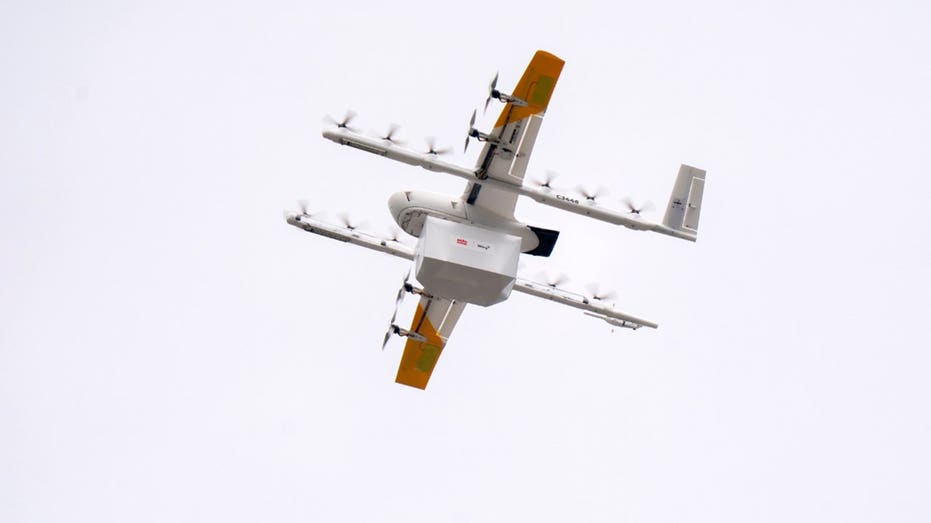 Papa Johns drone delivery skips the pizza Accountant Find